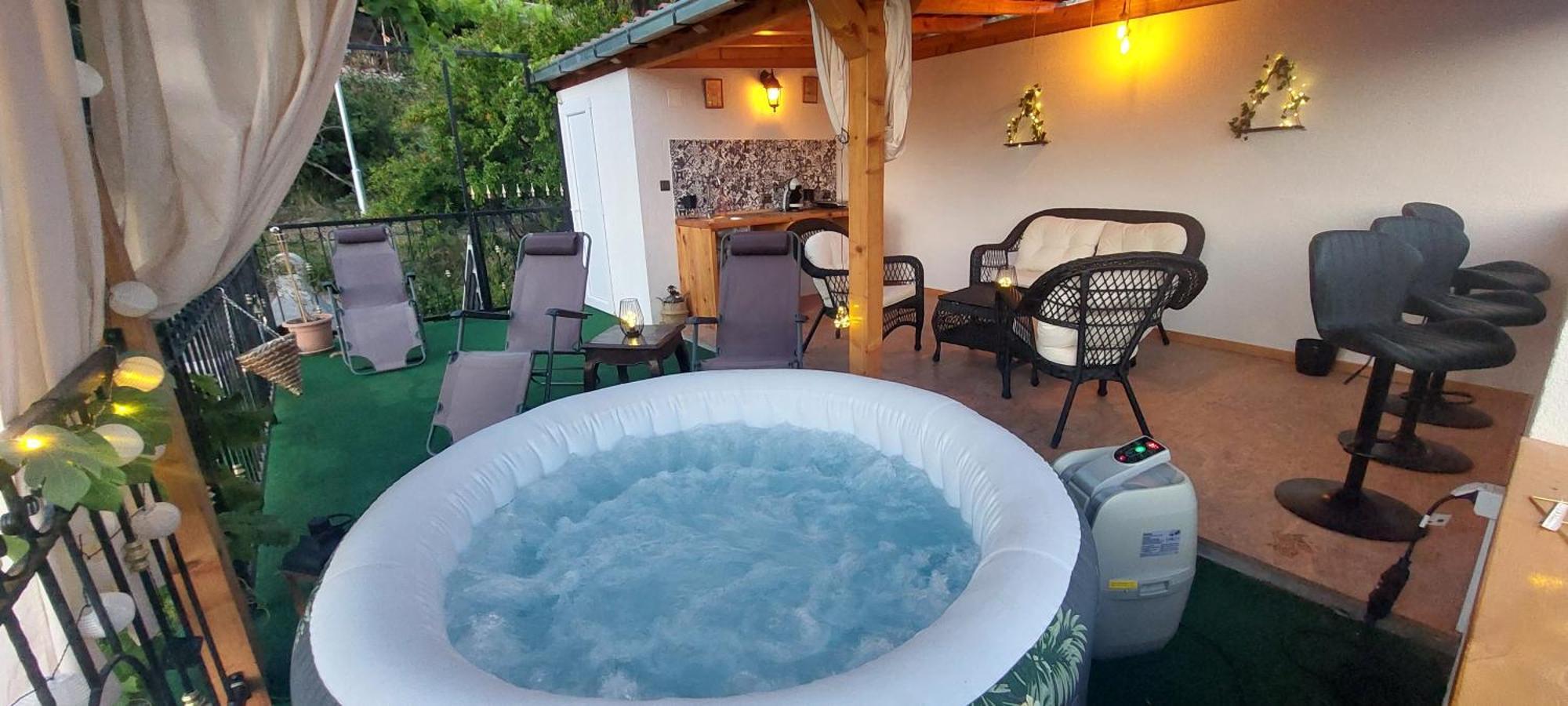 Panoramic View With Jacuzzi Apartment Vis Bagian luar foto