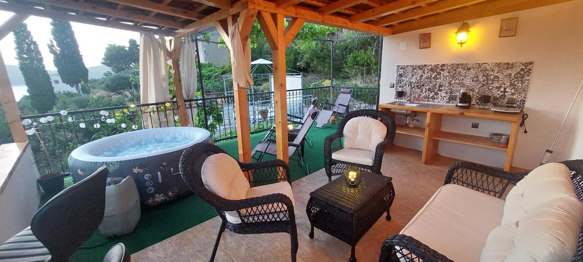 Panoramic View With Jacuzzi Apartment Vis Bagian luar foto